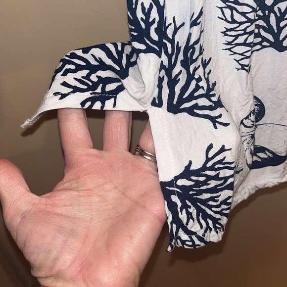 PineApples tunic styled ocean vibe top size medium - Picture 8 of 8